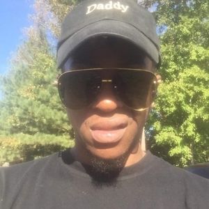 Meet your Posher, Johnathan